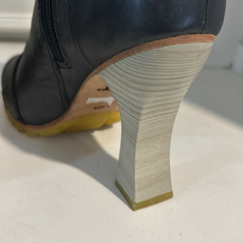Unique leather boots - Shon Elle boots by CAT. - Picture 8 of 9